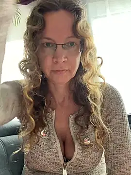 AnnikaRose Adlı Modelin Web Kamerası Şovu