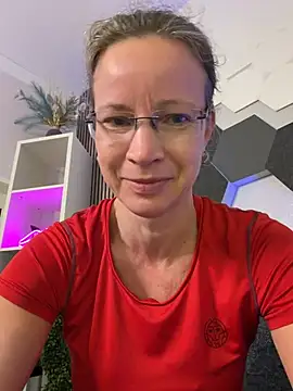 AnnikaRose Show in webcam