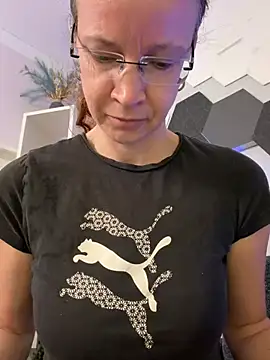 AnnikaRose's Webcam Show
