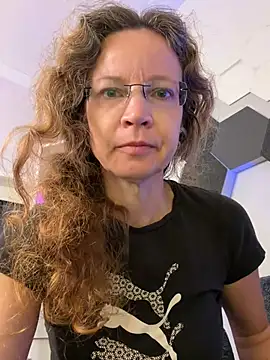 AnnikaRose Adlı Modelin Web Kamerası Şovu