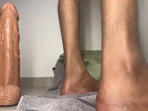 ChocolateBoy-Pussy Show Webcam