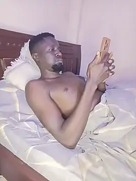 KindlyPullback's Webcam Show