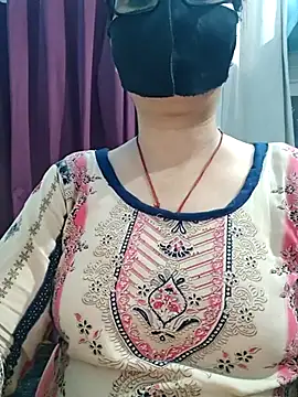 Aishwaryaa_69's Webcam Show
