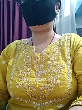Aishwaryaa_69's Webcam Show