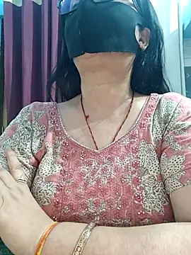 Aishwaryaa_69's Webcam Show