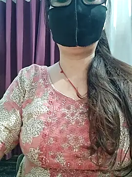 Czat XXX na żywo – Aishwaryaa_69