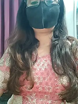 Aishwaryaa_69's Live XXX Chat