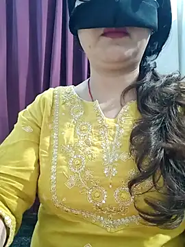 Chatroom XXX en direct de Aishwaryaa_69