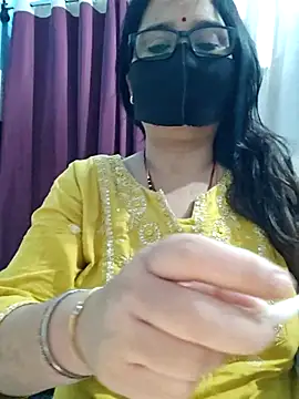 Aishwaryaa_69's Live XXX Chat