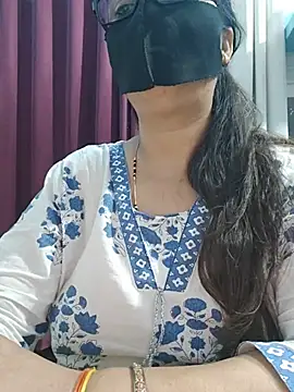 Aishwaryaa_69 Live XXX-Chat