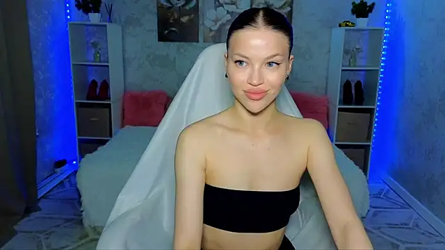 EmmyMills 现场XXX聊天