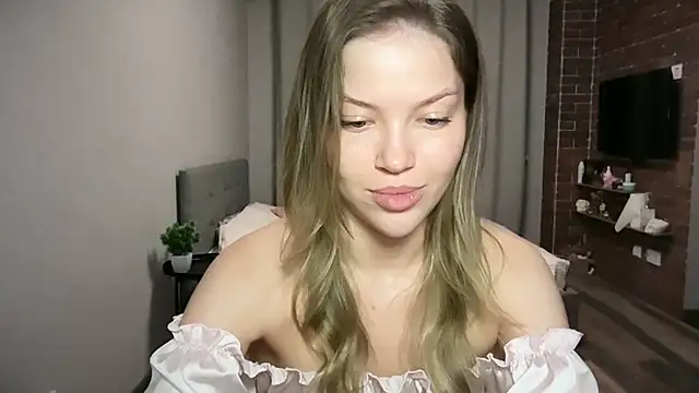 EmmyMills 现场XXX聊天