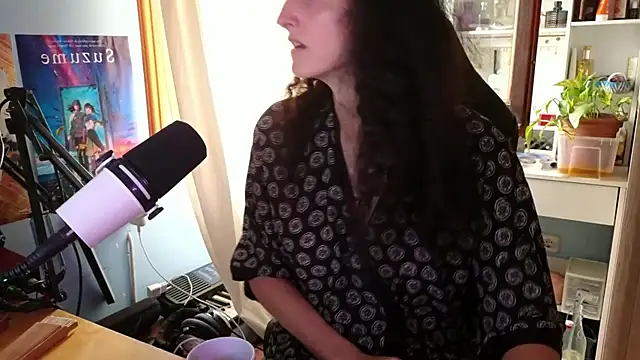 MemiSecrets' Webcam Show