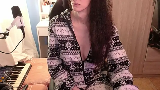 MemiSecrets: διαδικτυακό σόου στην κάμερα