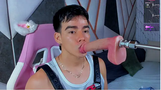 Show modela Alejandro_karter18 na web-kameri