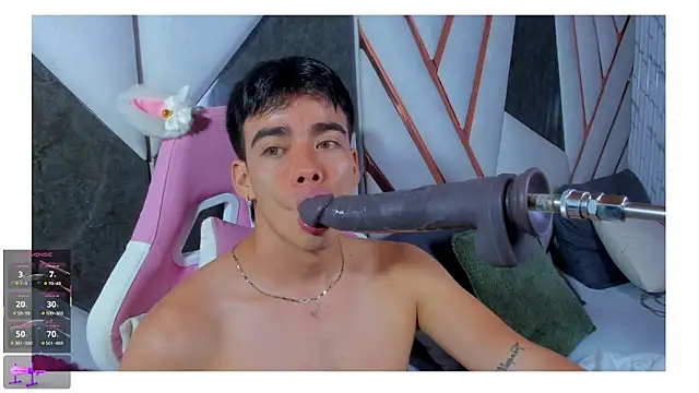 Alejandro_karter18 Show in webcam