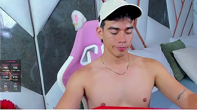 Alejandro_karter18 Adlı Modelin Web Kamerası Şovu
