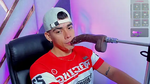 Alejandro_karter18のウェブカメラショー