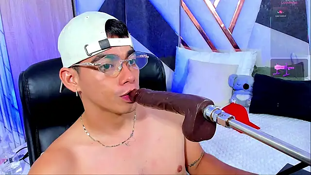Show de Alejandro_karter18 na webcam