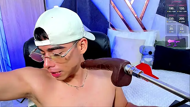 Alejandro_karter18 ওয়েবক্যাম শো