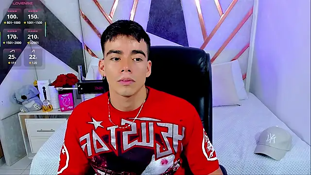 Alejandro_karter18 在線直播表演