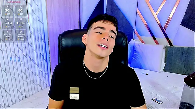 Alejandro_karter18 Webcamshow