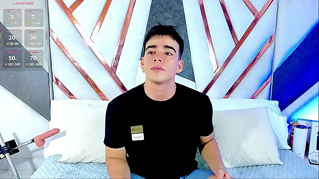 Alejandro_karter18 Webcam Show