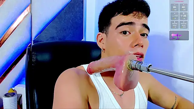 Pokazy przed kamerką – Alejandro_karter18