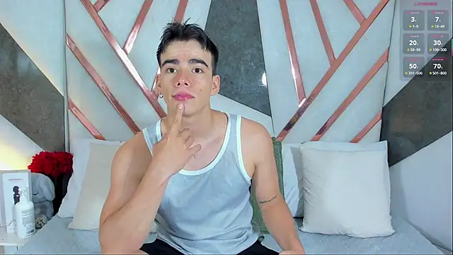 Show modela Alejandro_karter18 na web-kameri