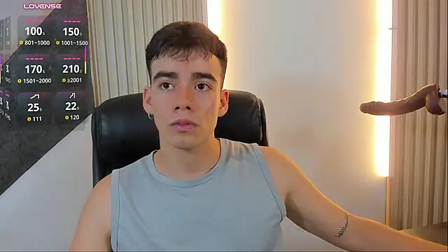 Alejandro_karter18: вебкам-шоу