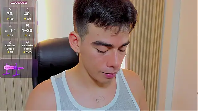 Alejandro_karter18 网络视讯表演