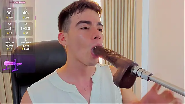 عرض كام Alejandro_karter18