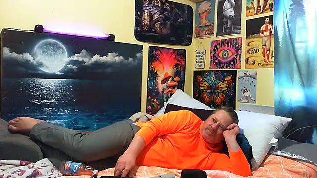 Mic_Oxinner Show in webcam