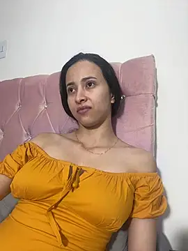 katrinaclarks Chat XXX in diretta