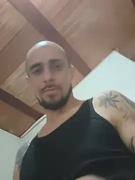 fire_menxxx001 Webcam Show