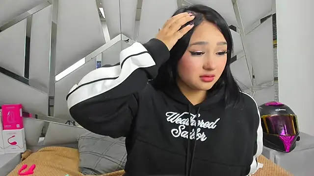 Catherinee69_x Live XXX Chat