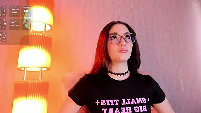 Lee_Haneul élő XXX-chatje