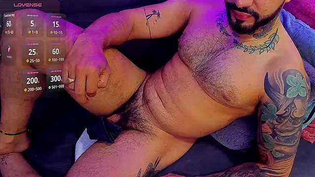 Hoot_tiger Adlı Modelin Web Kamerası Şovu