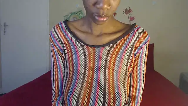 Blacktittiex02's Live XXX Chat