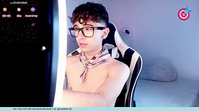 Niico_Cruzn Webbikameraesitys