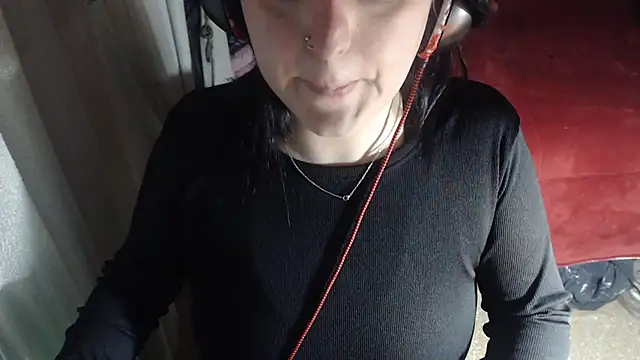 ladyrolinga élő XXX-chatje