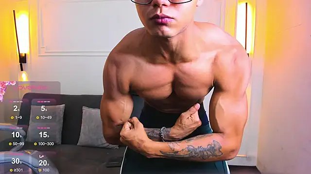 Paradise_boy_s' Webcam Show