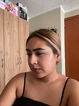 XXX chat uživo modela Miabonnett_