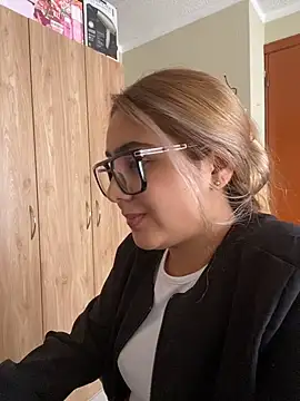 Miabonnett_'s Live XXX Chat