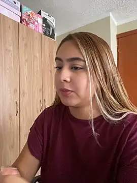 Miabonnett_ Chat XXX in diretta