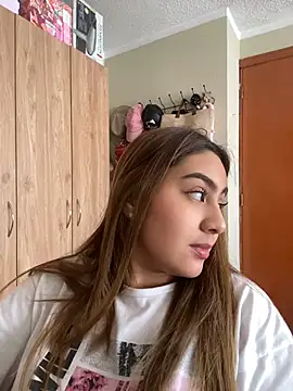 Chat XXX en directo de Miabonnett_