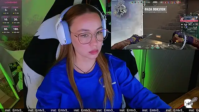 Emili1-'s Webcam Show