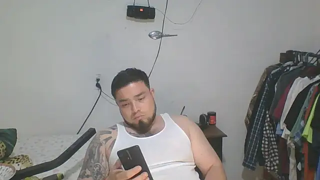 Show modela DirtyRcride na web-kameri