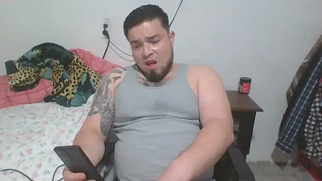 Show modela DirtyRcride na web-kameri