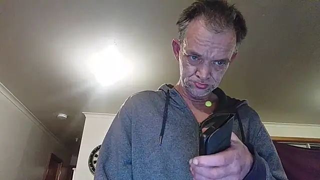 Show Webcam de TooFknHorny7676@xh